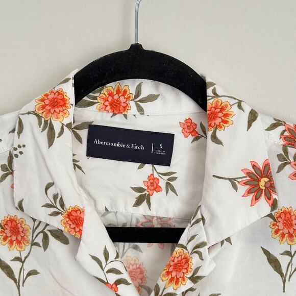 Amercrombie & Fitch Men's White Orange Hawaiian Floral Camp Short Sleeve Shirt - Picture 3 of 8